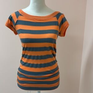 Theory. Orange and gray striped t-shirt. Size S. Cotton blend.